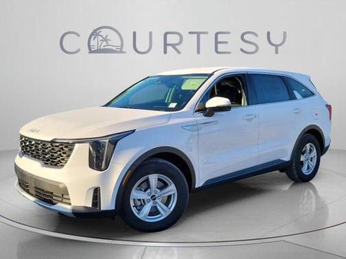 Glacial White Pearl 2026 Kia Sorento LX