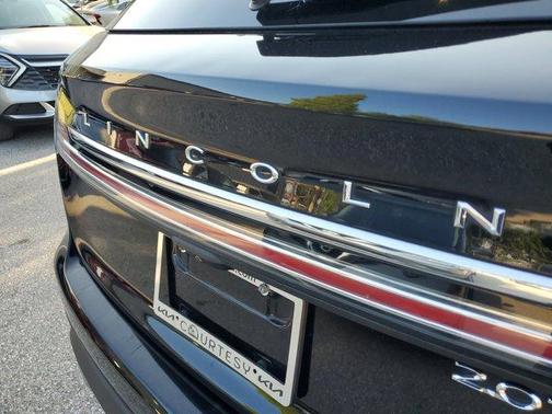 2019 Lincoln Nautilus Standard