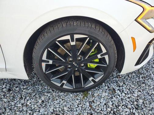 2025 Kia K5 GT