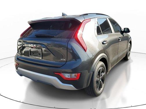 2025 Kia Niro EX