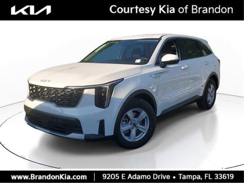 2025 Kia Sorento LX