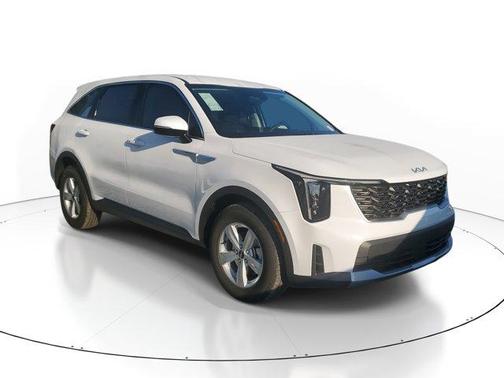 2025 Kia Sorento LX