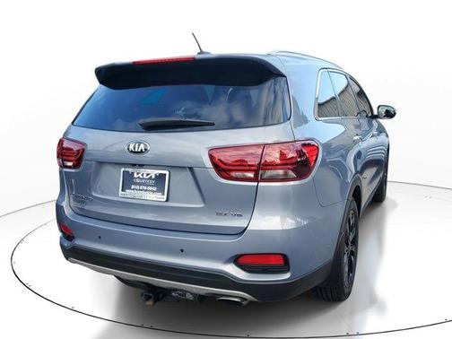 2020 Kia Sorento EX V6