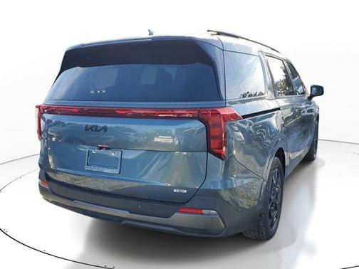 2025 Kia Carnival Hybrid SX