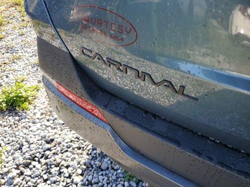 2025 Kia Carnival Hybrid SX