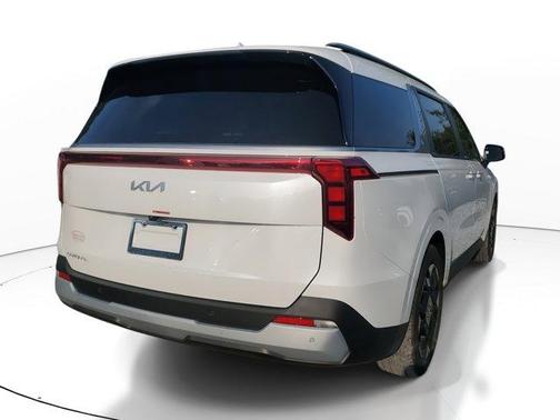 2025 Kia Carnival EX