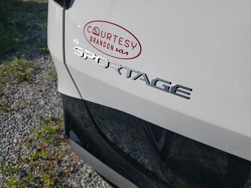 2026 Kia Sportage SX