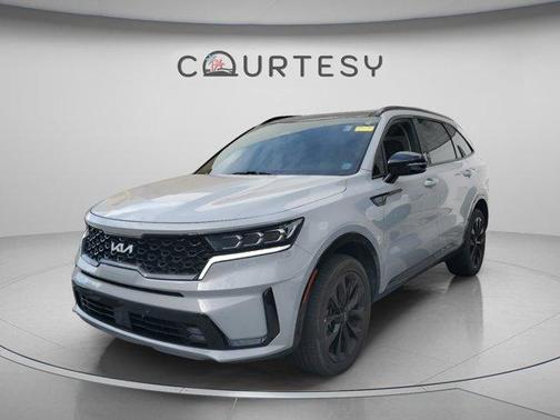 Wolf Gray 2022 Kia Sorento SX