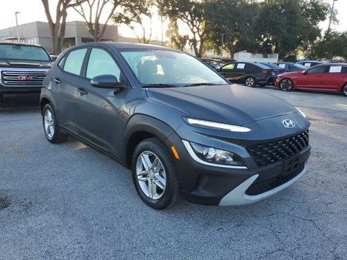 2022 Hyundai KONA SE