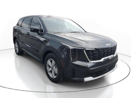 2025 Kia Sorento LX