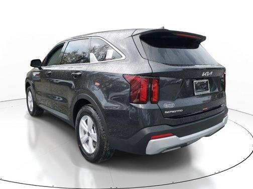 2025 Kia Sorento LX
