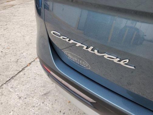 2022 Kia Carnival SX Prestige