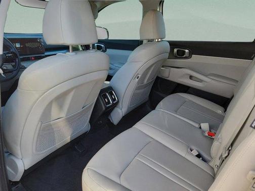 Glacier White 2026 Kia Sorento S