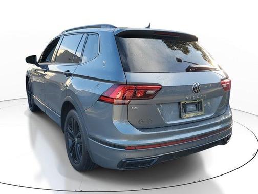 2022 Volkswagen Tiguan 2.0T SE R-Line Black