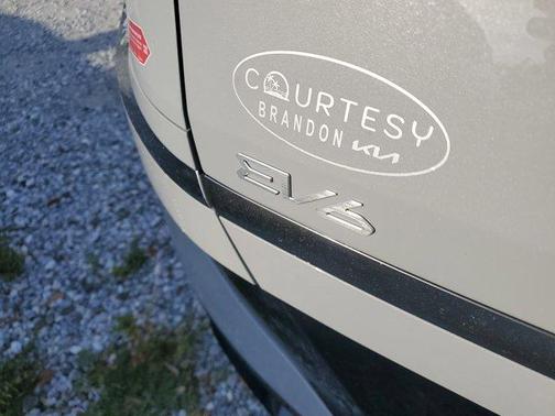2025 Kia EV6 Wind