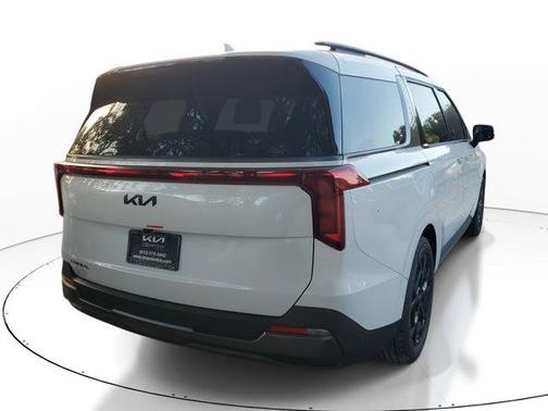 2026 Kia Carnival SX