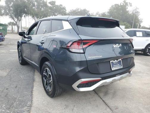 2025 Kia Sportage LX