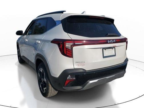 2025 Kia Seltos EX