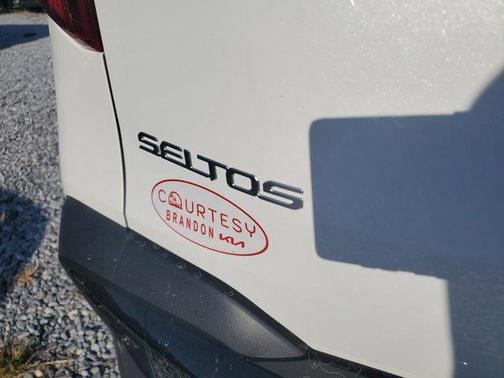 2025 Kia Seltos EX
