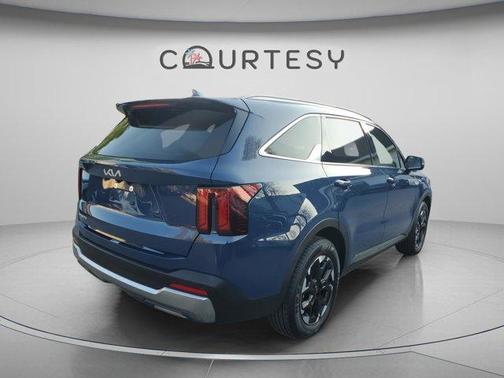 Midnight Black 2025 Kia Sorento S