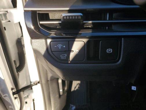 2026 Kia Sportage SX