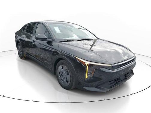 2025 Kia K4 LX