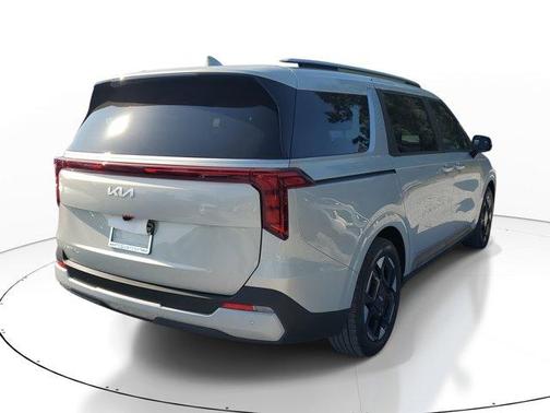 2025 Kia Carnival EX
