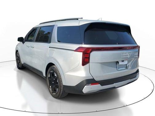 2025 Kia Carnival EX