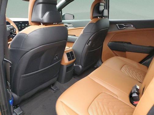 2026 Kia Sportage Plug-In Hybrid X-Line