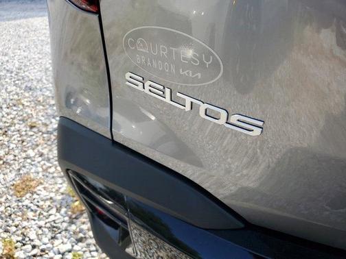 2025 Kia Seltos EX