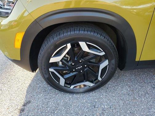 2024 Kia Seltos SX