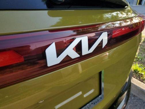 2024 Kia Seltos SX