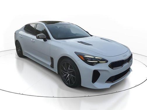 2022 Kia Stinger GT-Line
