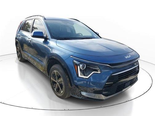 2025 Kia Niro SX