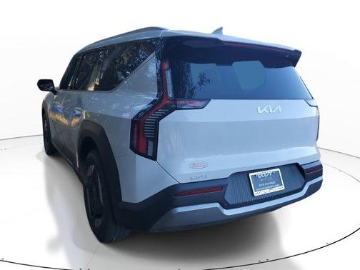 2026 Kia EV9 Wind