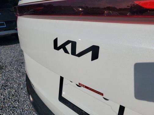 2025 Kia Carnival Hybrid SX