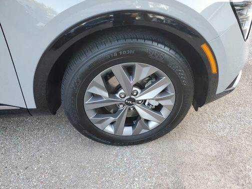 2025 Kia Sportage SX
