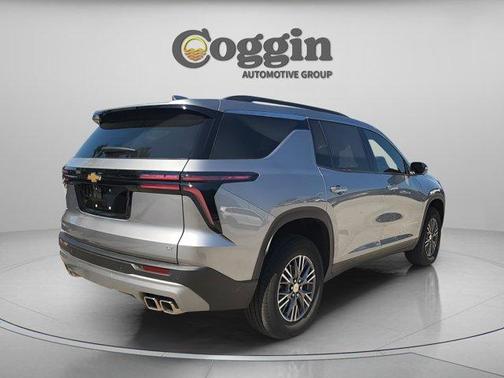 Sterling Gray Metallic 2024 Chevrolet Traverse LT