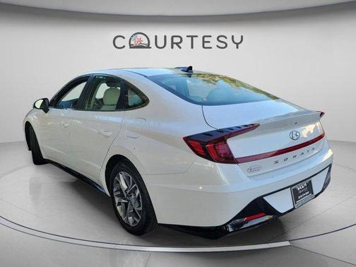 Quartz White 2022 Hyundai SONATA SEL