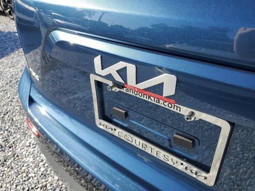2025 Kia Niro SX