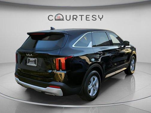 Ebony Black 2024 Kia Sorento LX