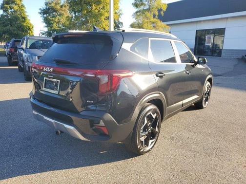2025 Kia Seltos EX
