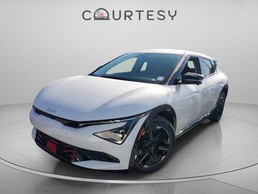 2025 Kia EV6 Wind