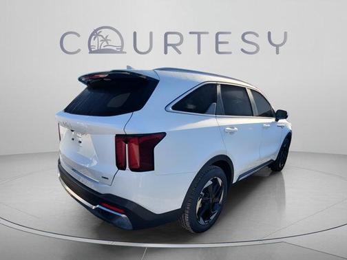 Snow White Pearl 2026 Kia Sorento Hybrid EX