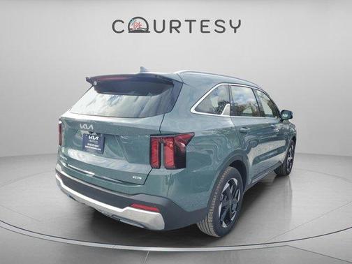 2026 Kia Sorento Hybrid EX