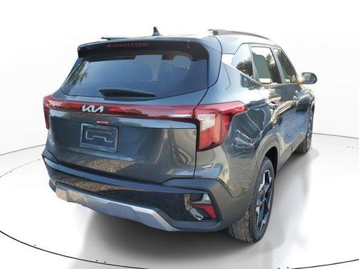 2025 Kia Seltos EX