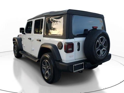 2022 Jeep Wrangler Unlimited Sport