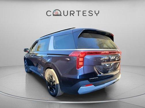 2026 Kia Carnival EX