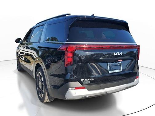 2025 Kia Carnival EX