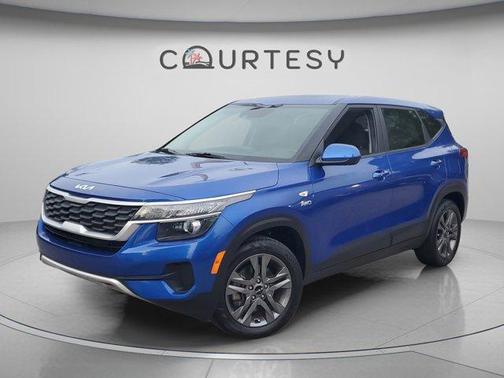 Neptune Blue 2022 Kia Seltos LX